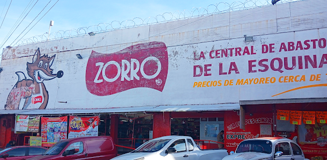 Zorro Abarrotero Contreras 1