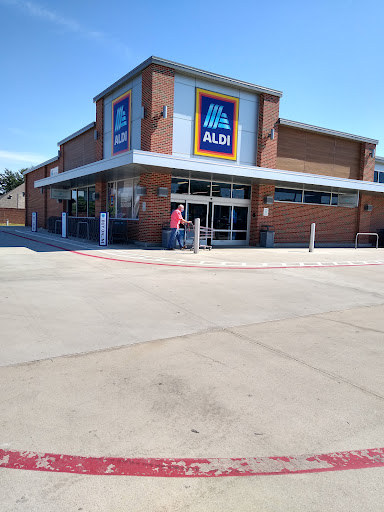 Supermarket «ALDI», reviews and photos, 1628 Precinct Line Rd, Hurst, TX 76054, USA