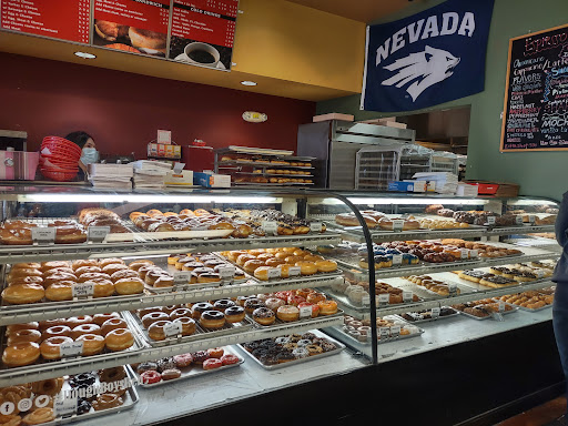 Donut Shop «DoughBoys Donuts», reviews and photos, 5115 Mae Anne Ave B, Reno, NV 89523, USA