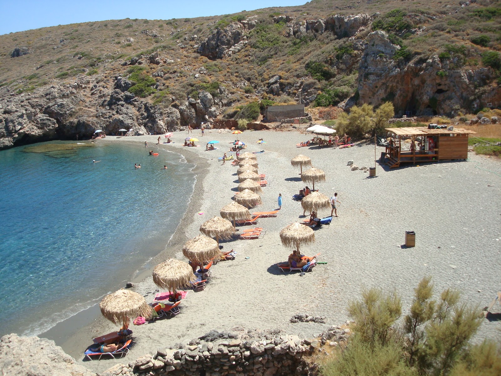 Photo of Fourni beach with very clean level of cleanliness