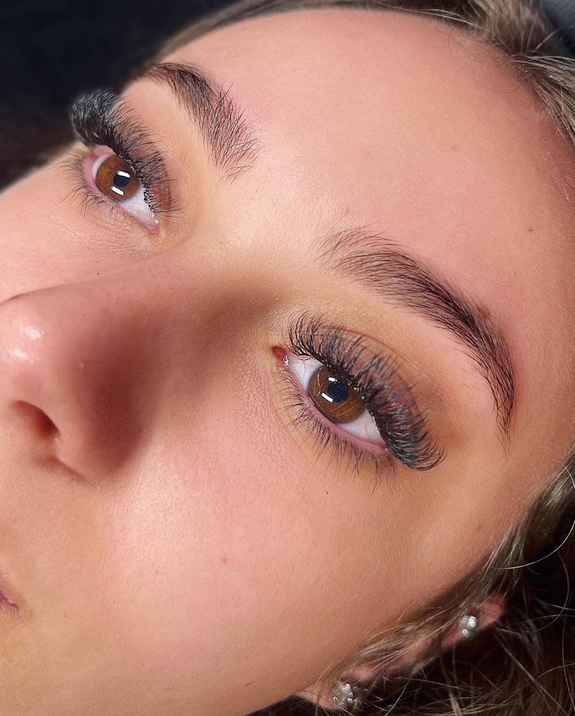 The Lash Fairy 02777