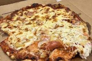 Alfanos Pizza Eatery image