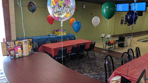 Bowling Alley «City Limits East», reviews and photos, 2120 E Saginaw Hwy, East Lansing, MI 48823, USA