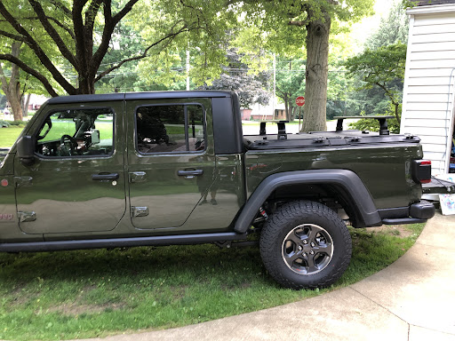 Truck Accessories Store «Car Gear», reviews and photos, 110 N Main St, Akron, OH 44308, USA