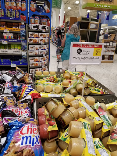 Dollar Store «FAMILY DOLLAR», reviews and photos, 1319 Rock Springs Rd, Apopka, FL 32712, USA