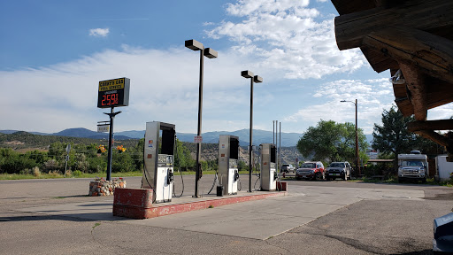 Corky's Gas and Car Wash and Laundromat en Eagle