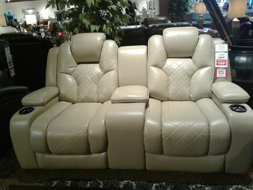 Furniture Store «Gardner-White Furniture», reviews and photos, 45300 Hayes Rd, Macomb, MI 48044, USA