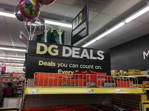 Discount Store «Dollar General», reviews and photos, 709 Old Hickory Blvd, Nashville, TN 37209, USA