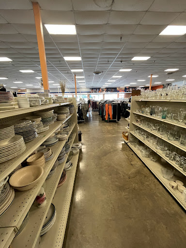 Thrift Store «Goodwill of North Georgia: Cartersville Store, Career Center and Donation Center», reviews and photos, 929 Joe Frank Harris Pkwy SE, Cartersville, GA 30120, USA