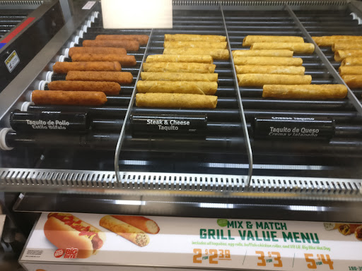 Shopping Mall «Weller Court», reviews and photos, 123 Astronaut E S Onizuka St, Los Angeles, CA 90012, USA