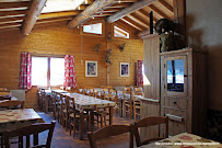 Atmosphère du Restaurant français Restaurant La Marmotte à Le Grand-Bornand - n°7