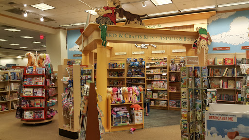 Book Store Barnes Noble Reviews And Photos 2031 Dr Martin