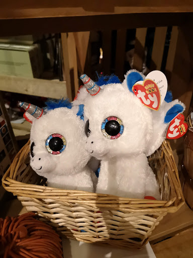 American Restaurant «Cracker Barrel Old Country Store», reviews and photos, 138 Eisenhower Dr, Commerce, GA 30529, USA