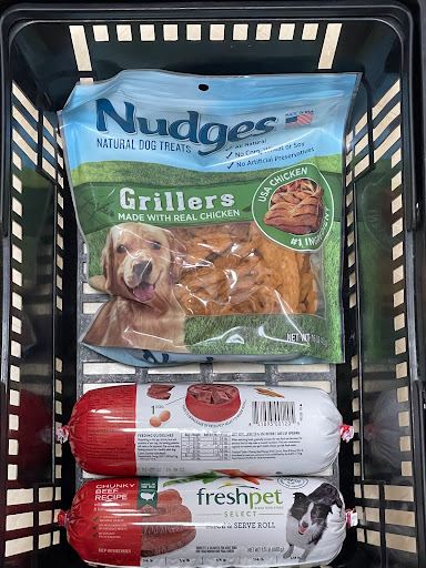 Grocery Store «Family Fare Supermarket», reviews and photos, 1415 Fulton St E, Grand Rapids, MI 49503, USA