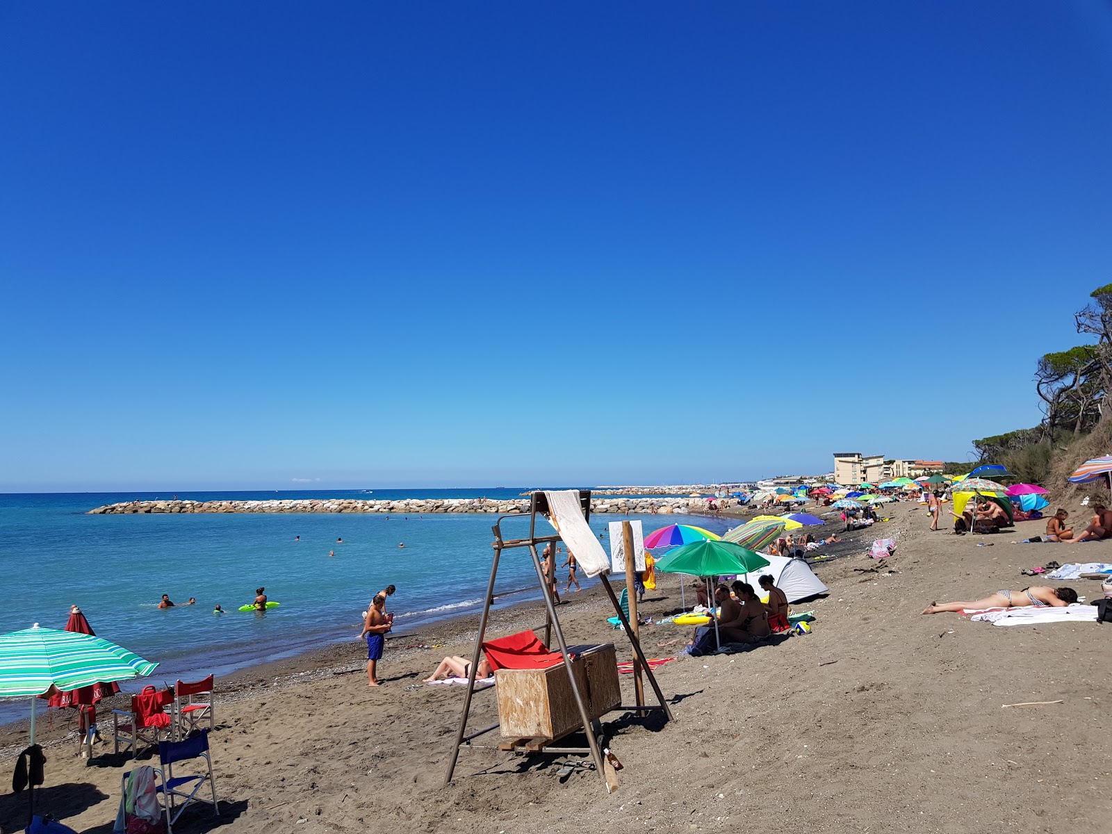 Fotografija Spiaggia di Andalu z srednje stopnjo čistoče