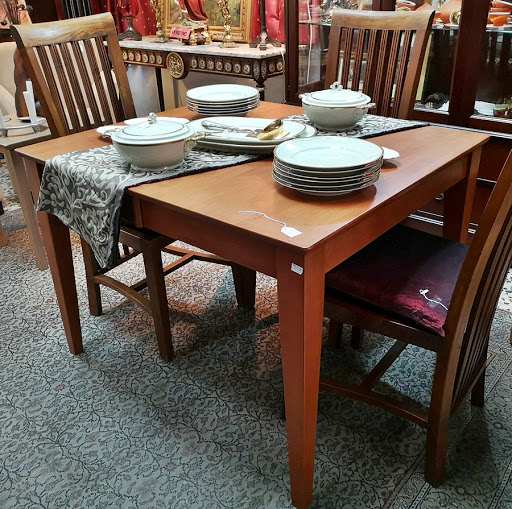 Second hand dining tables Seville