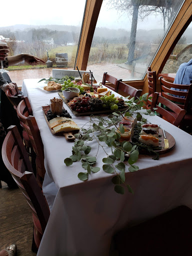 Winery «Gouveia Vineyards», reviews and photos, 1339 Whirlwind Hill Rd, Wallingford, CT 06492, USA