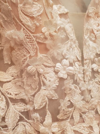 Bridal Shop «BHLDN», reviews and photos, 8 E Walton St, Chicago, IL 60611, USA