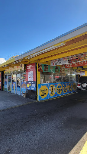 A One Liquor, 901 E Indian School Rd, Phoenix, AZ 85014, USA, 