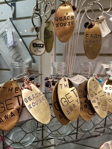 Antique Store «A Corner Cottage», reviews and photos, 895 Conner St, Noblesville, IN 46060, USA