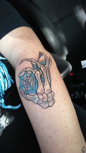 Tattoo Shop «Iron Anchor Tattoos», reviews and photos, 120 County Park Rd, Paducah, KY 42001, USA