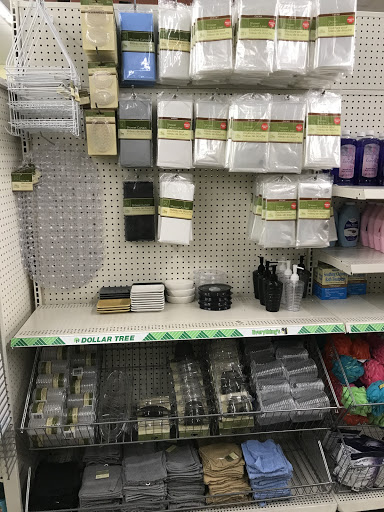 Dollar Store «Dollar Tree», reviews and photos, 301 E Wallace Kneeland Blvd, Shelton, WA 98584, USA