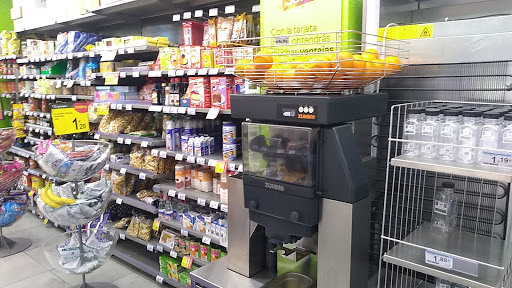 Supermercados abiertos domingos Granada