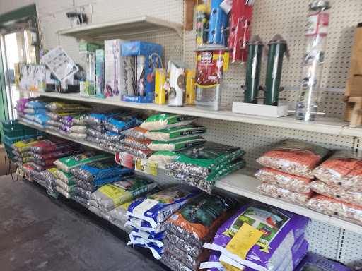 Pet Supply Store «Buckles Feed Depot & Pet Supply», reviews and photos, 220 S 4th St, Lafayette, IN 47901, USA