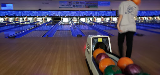 Bowling Alley «Obx Bowling», reviews and photos, 200 W Satterfield Landing Rd, Kill Devil Hills, NC 27948, USA