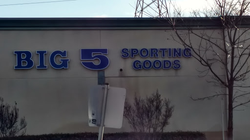 Sporting Goods Store «Big 5 Sporting Goods - Oakdale», reviews and photos, 1596 E F St, Oakdale, CA 95361, USA