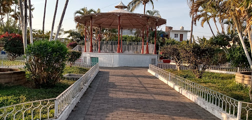 Plaza Principal de Ixtapa jalisco