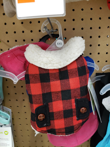 Pet Supply Store «Pet Supplies Plus», reviews and photos, 2100 W Grand River Ave, Okemos, MI 48864, USA