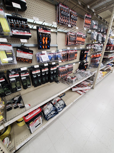 Hardware Store «Harbor Freight Tools», reviews and photos, 7600 la Crosse Ave, Burbank, IL 60459, USA