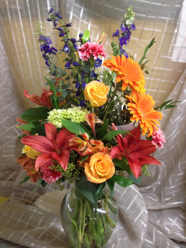 Florist «Parkview Gardens Florist & Greenhouse», reviews and photos, 1925 W Randolph St, St Charles, MO 63301, USA