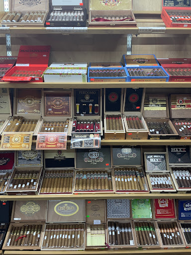 Liquor Store «Y Liquor & Cigar», reviews and photos, 346 MO-291, Liberty, MO 64068, USA