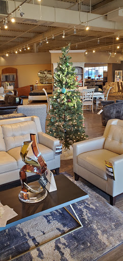 Furniture Store «Huffman Koos Furniture», reviews and photos, 1640 Broadhollow Rd, Farmingdale, NY 11735, USA