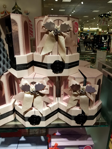 Department Store «Nordstrom MacArthur Center», reviews and photos, 301 Cumberland St, Norfolk, VA 23510, USA