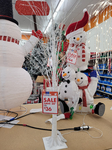Discount Store «Big Lots», reviews and photos, 1731 Ritchie Station Ct, Capitol Heights, MD 20743, USA