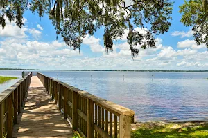 Lake Minneola image