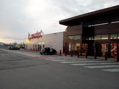 Market Breteuil Sur Noye à Breteuil