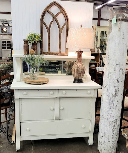 Used Furniture Store «The Grove Depot», reviews and photos, 236 Cleveland Ave, Locust Grove, GA 30248, USA