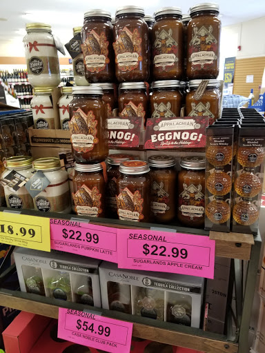 State Liquor Store «NH Liquor & Wine Outlet», reviews and photos, 234 White Mountain Hwy, Conway, NH 03818, USA