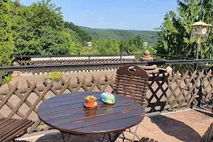 Landgasthof Raubacher-Höhe - Gaststätte, Terrasse image