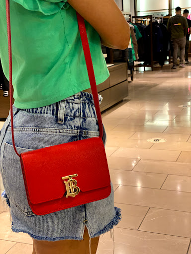 Clothing Store «Burberry Outlet», reviews and photos, 5220 Fashion Outlets Way, Rosemont, IL 60018, USA