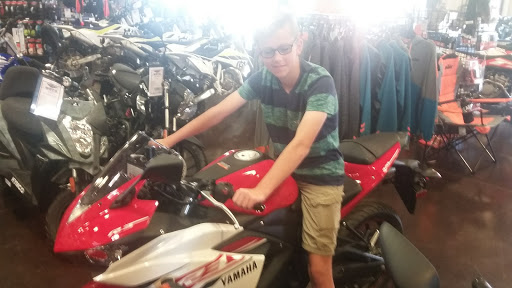 Yamaha Motorcycle Dealer «Springfield Yamaha», reviews and photos, 5183 E Kearney St, Springfield, MO 65803, USA