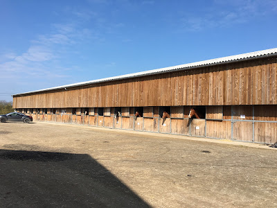 Les Ecuries D'Ouzenain à Bonneval