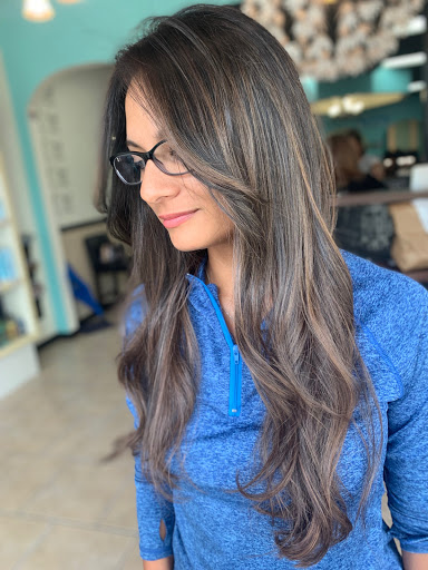 Beauty Salon «The Color Bar Salon Orlando», reviews and photos, 4498 N Alafaya Trail #264, Orlando, FL 32826, USA