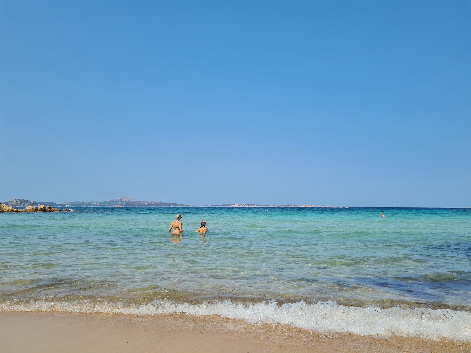 Le Piscine Beach'in fotoğrafı birden fazla küçük koy ile birlikte