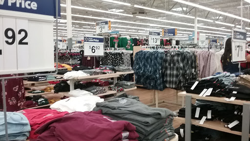 Department Store «Walmart Supercenter», reviews and photos, 320 Mallard Ln, Mason, WV 25260, USA