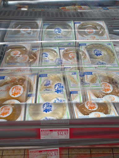 Supermarket «ALDI», reviews and photos, 3831 E Main St, Whitehall, OH 43213, USA